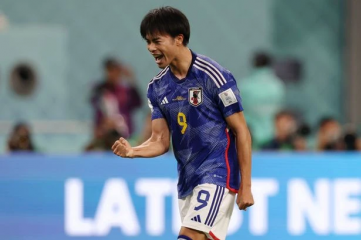 Top 10 cầu thủ châu Á đắt giá nhất hiện nay: Son Heung Min tụt hạng, Tây Á lên ngôi